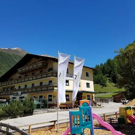 Casa de Férias Edelweiss Riding Stable Alpine *